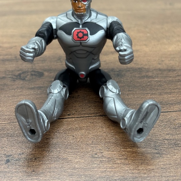 DC Comics Heroes Unite CYBORG 4” Action Figure Toy Spin Master Posable - Picture 10 of 10
